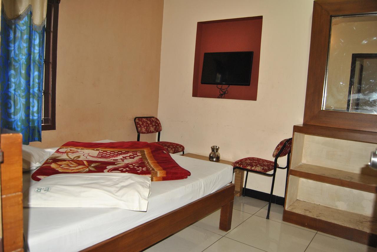 Ezhil Residency Hotel Tamilnadu - Tamilnadu - Kodaikanal Exterior foto