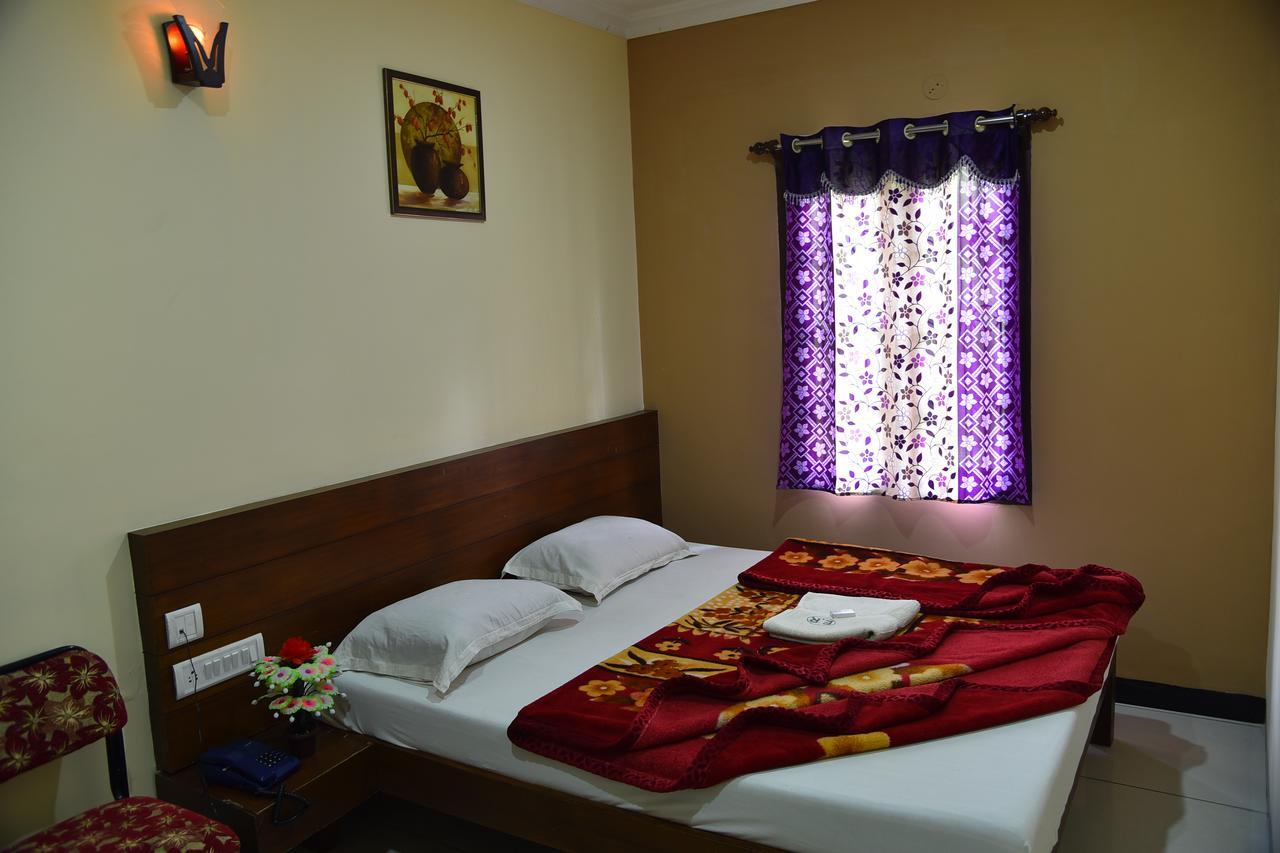 Ezhil Residency Hotel Tamilnadu - Tamilnadu - Kodaikanal Exterior foto