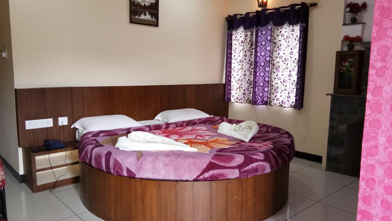 Ezhil Residency Hotel Tamilnadu - Tamilnadu - Kodaikanal Exterior foto